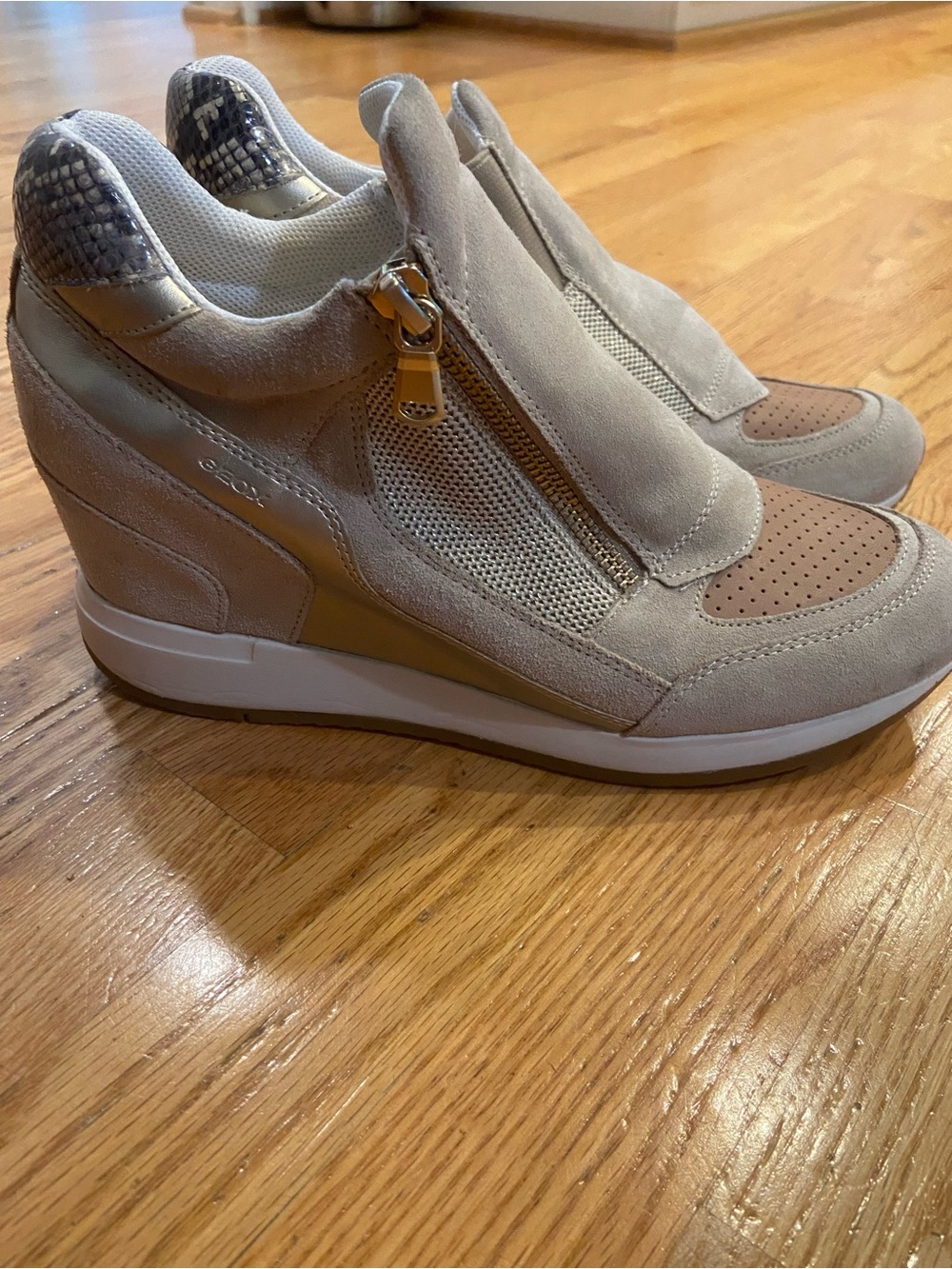 Geox Women's Beige and Tan Suede Wedge Sneakers with Side Zip